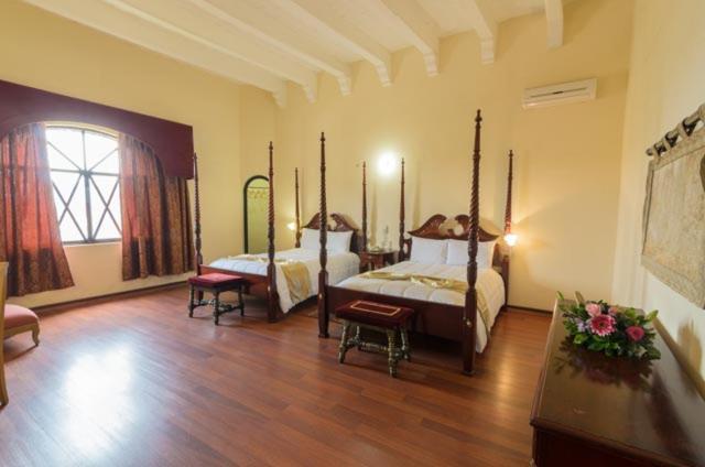 Hotel Castillo De Santa Cecilia กัวนาฮัวโต ภายนอก รูปภาพ